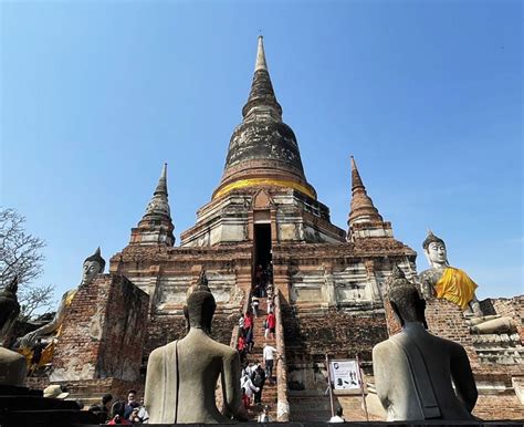  Glimpses of Siam: Exploring Thailand's Soul Through the Lens -  A Journey into Thai Culture Captured Forever